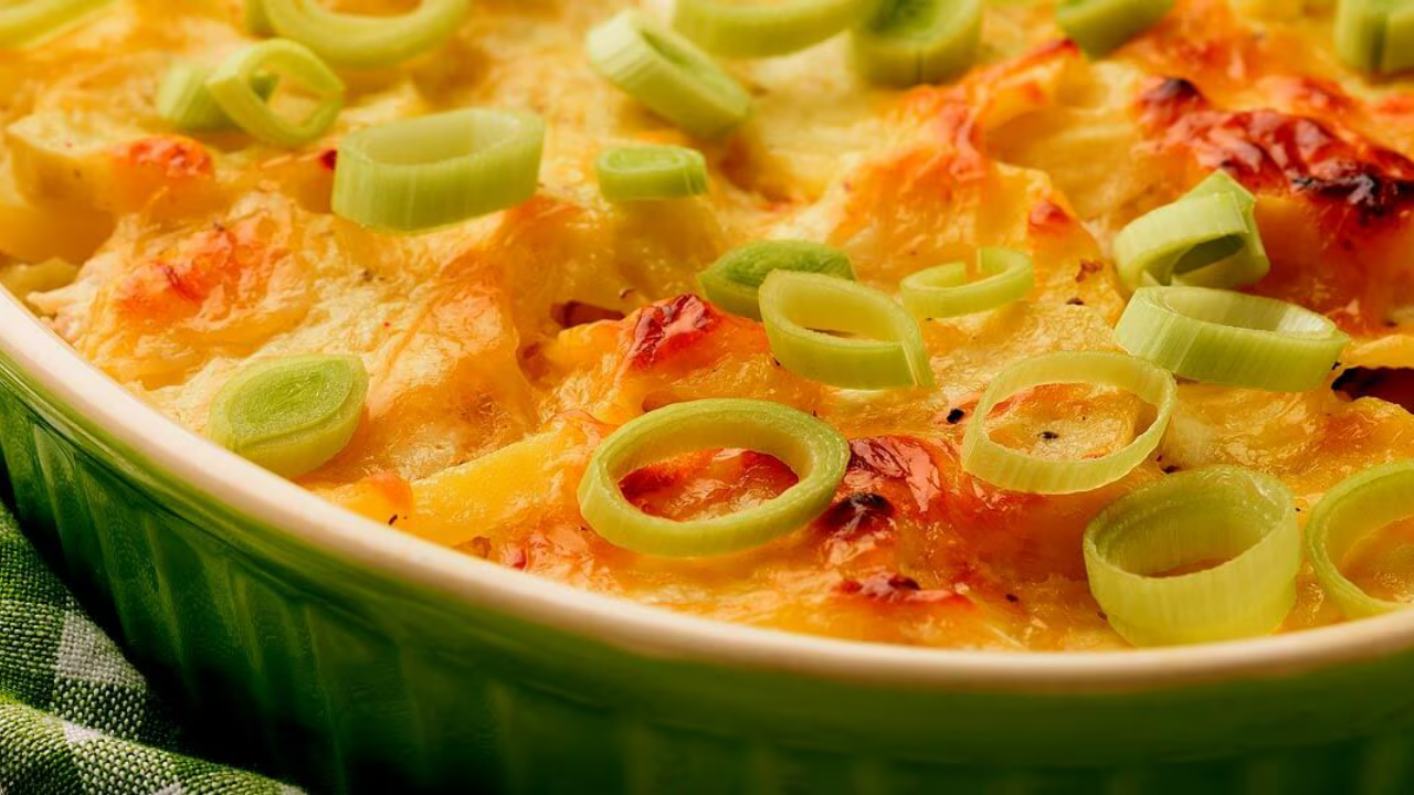 دجاج كسرول/ارز ابيض/لبن